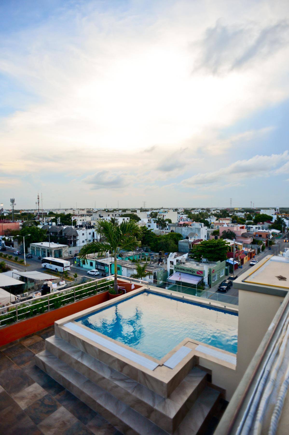 Sunrise 42 Suites Hotel 신데 델 카르멘 외부 사진