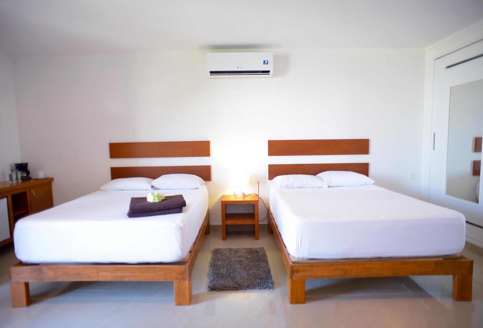 Sunrise 42 Suites Hotel 신데 델 카르멘 외부 사진